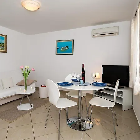 Luxury Miljak בית נופש