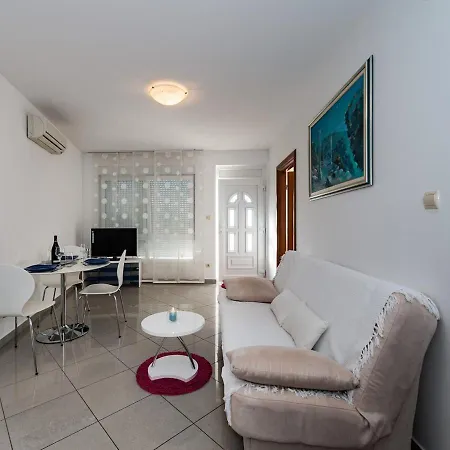בית נופש Luxury Miljak *